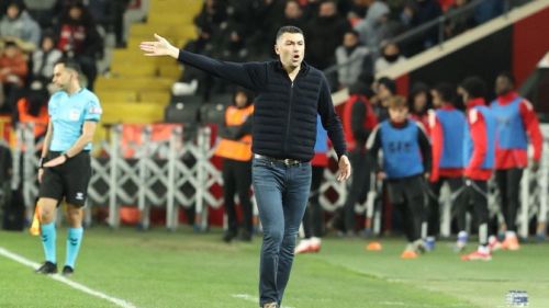 Gaziantep FK'nın hocası Burak Yılmaz taraftara seslendi